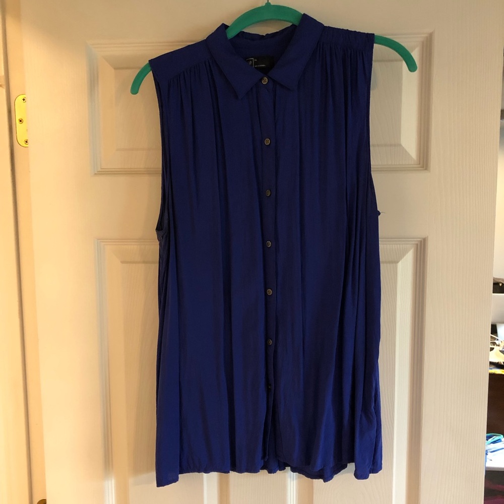 Gap Royal Blue Button Down Tank. Size XL.